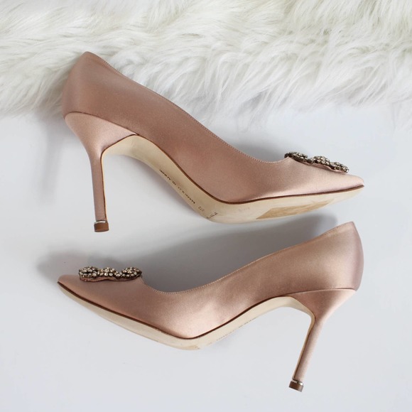 Manolo Blahnik Blush Heels with Crystal Buckle - Picture 5 of 11